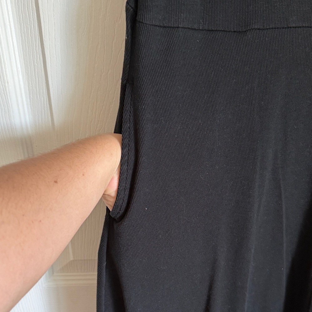 a new day Black V-Neck Midi Dress - Picture 5 of 8